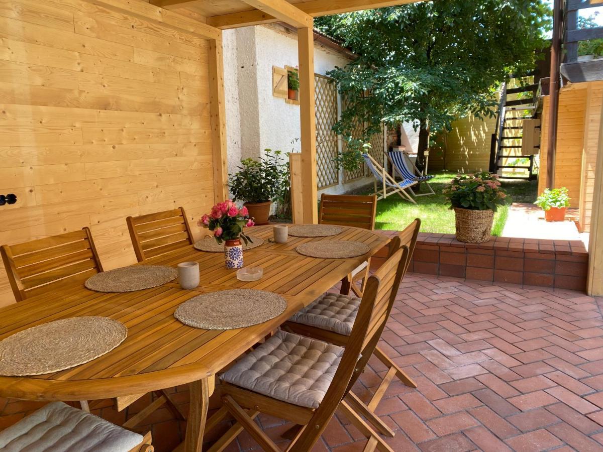 Victoria Gasthaus Rasnov - Charming Vacation House In Rasnov Exterior photo