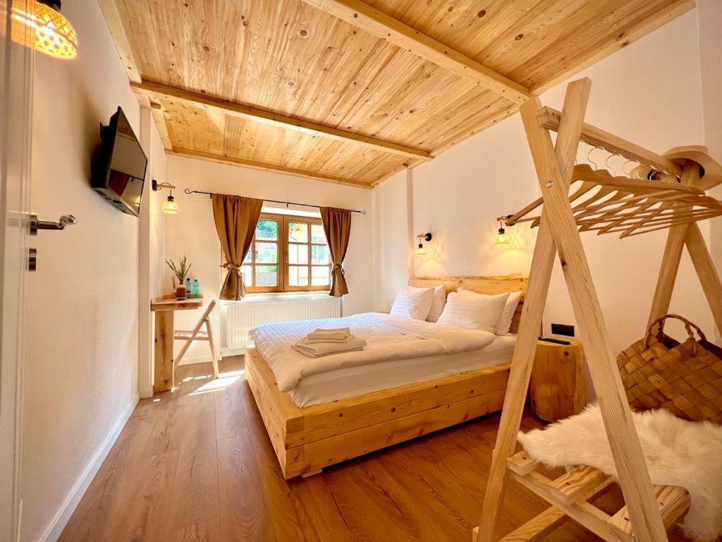Victoria Gasthaus Rasnov - Charming Vacation House In Rasnov Exterior photo